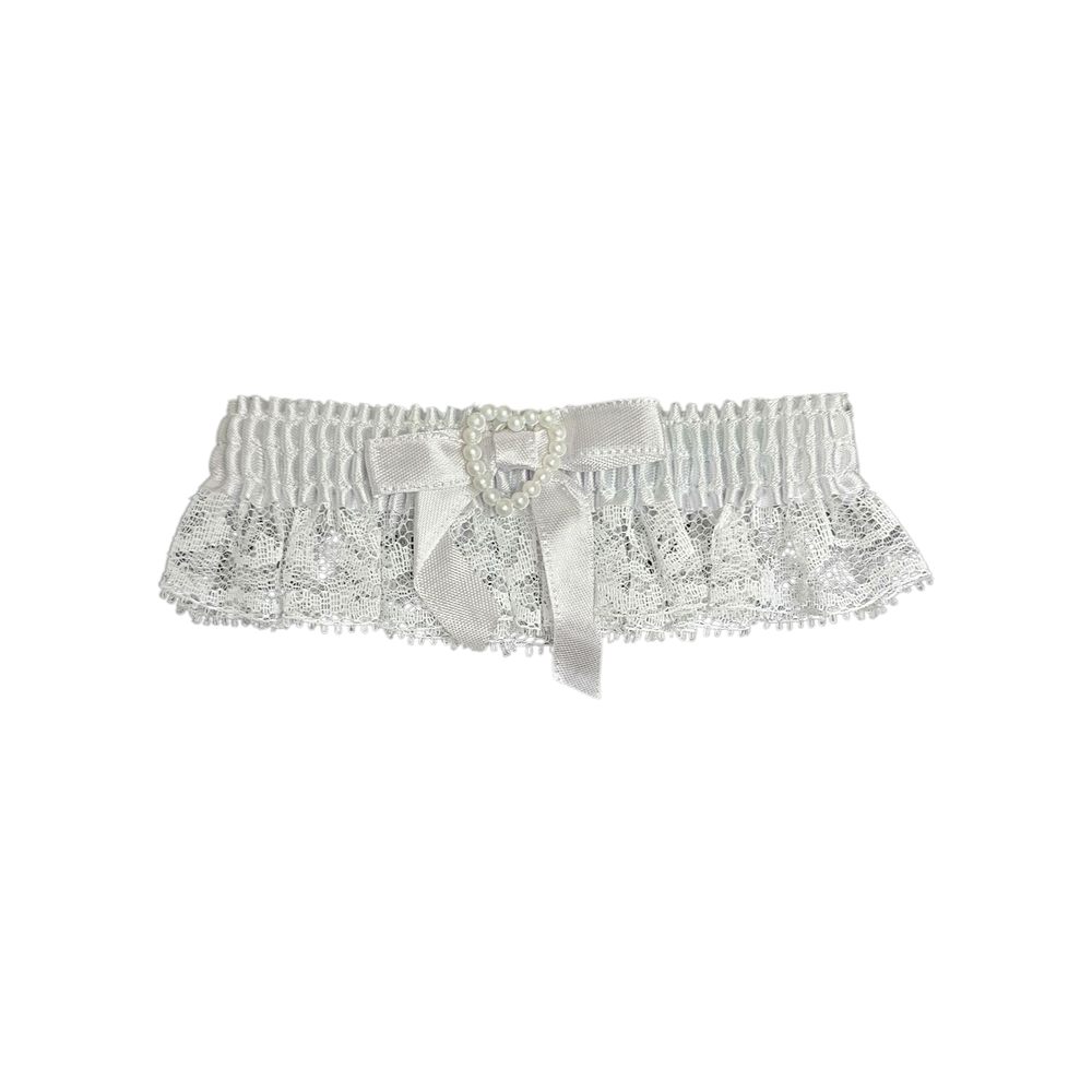 Elegant White Lace Bridal Garter with Bow And Faux Pearl Heart - Picture 3 of 3